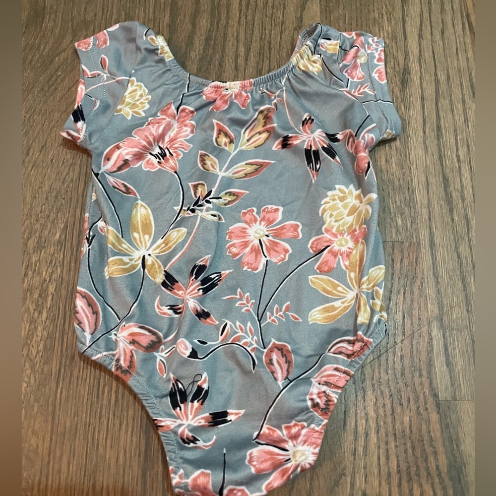 Bailey’s Blossom‎ boutique Off the Shoulder floral onesie 0-3